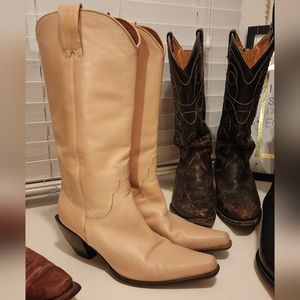 Donald Pliner western style boots buckskin buttery soft leather. Beautiful!